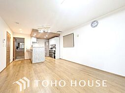 並列車庫2台 家族で快適に過ごせるスカイバルコニー付き住戸