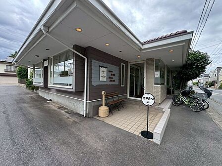 ANNS KITCHEN 徒歩46分。 3670m