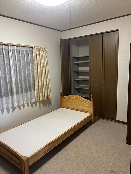 洋室を拡大表示