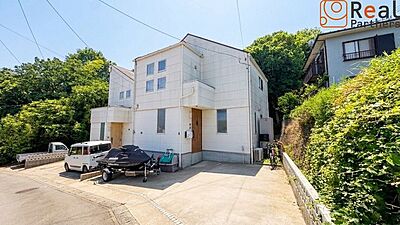 外観:周辺住宅が少なく、プライベートもしっかり確保♪ 外観:周辺住宅が少なく、プライベートもしっかり確保♪