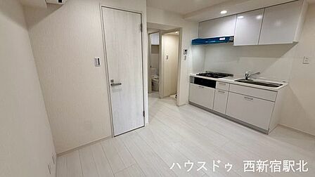 令和8年3月にフルリフォームが完成した1DK!新宿中心部の好立地で、 通勤・通学にも便利なエリアです♪