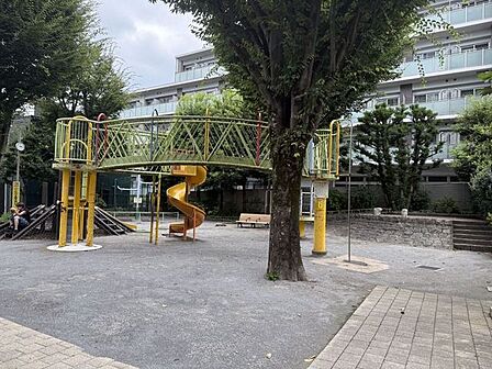 蜀江坂公園 150m