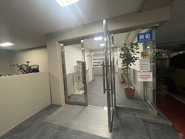 エントランス