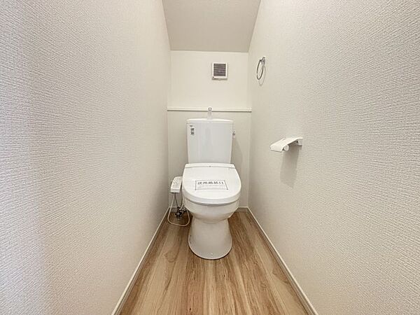トイレを拡大表示