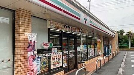 セブン-イレブン 早稲田4丁目 470m