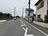 外観：前面道路含む現地写真