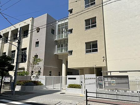大阪市立北中島小学校/徒歩1分