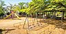 周辺：城山公園 800m