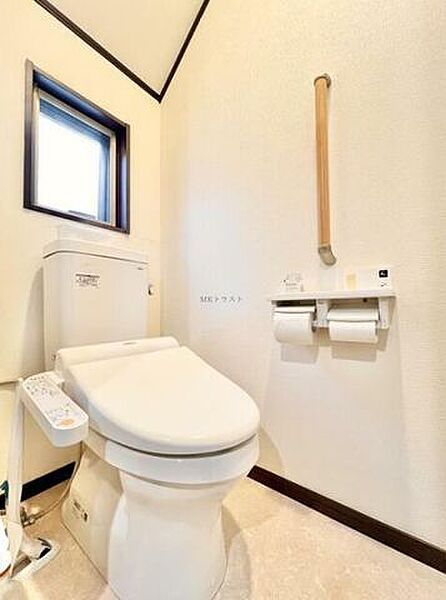 トイレを拡大表示