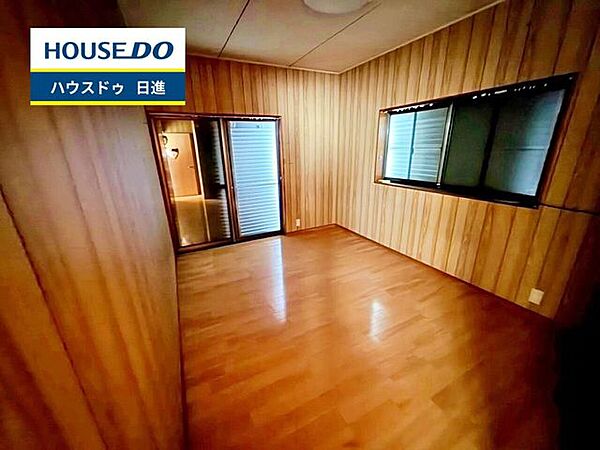 洋室を拡大表示