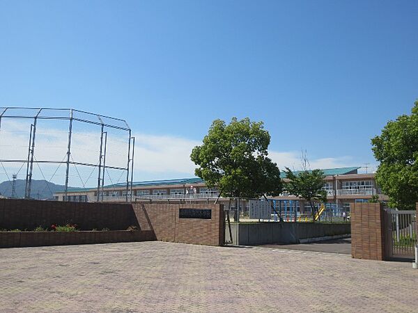 画像17:霧島市立天降川小学校（1491m）