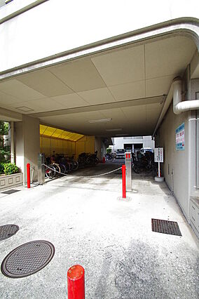 ・。・共用部駐...