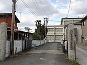 中間市立底井野小学校（1443m）