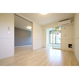 エトワール　Ａ（上稲吉） 1階1LDKのリビング/ダイニング