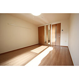 ヴィンテージ 102 1階1Kのリビング/ダイニング