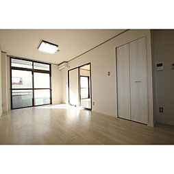 プラウディア 1階1LDKのリビング/ダイニング