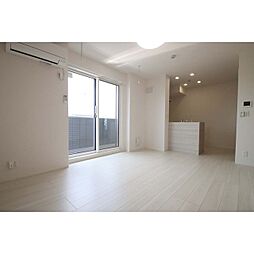 サンライズガーデンさくら 302 3階1LDKのリビング/ダイニング