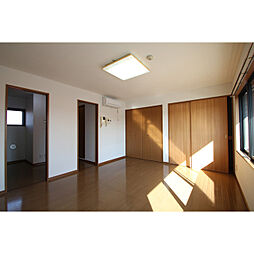 アーティス・メゾン 301 3階1DKのリビング/ダイニング