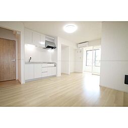 さくらクレッセル 101 1階1LDKのリビング/ダイニング