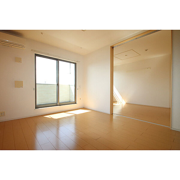 apartment 茨城県かすみがうら市下稲吉
地図を見る