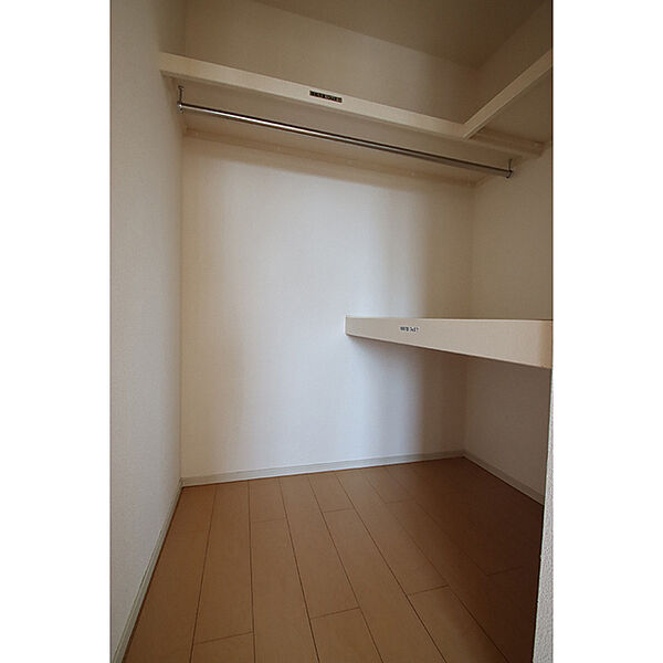 apartment 茨城県かすみがうら市下稲吉
地図を見る