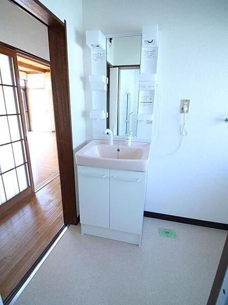 detached 茨城県常総市若宮戸

地図を見る