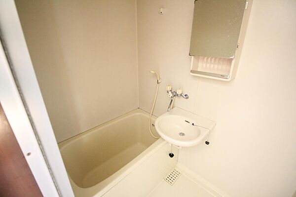 apartment 茨城県稲敷郡美浦村大字木原
木原の賃貸情報を見る
物件地図