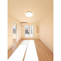 Iネット7 B 102 1階1LDKのリビング/ダイニング