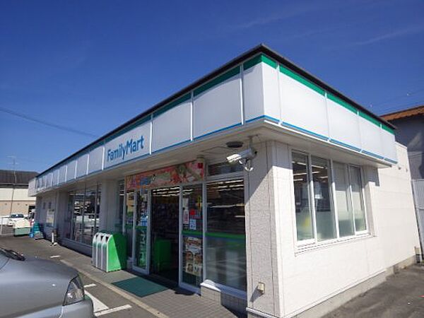 画像12:【コンビニエンスストア】ファミリーマート 奈良三条桧町店まで1343ｍ