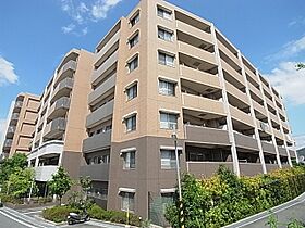 レイセニット奈良グランヴェルジェ 102 ｜ 奈良県奈良市肘塚町（賃貸マンション3LDK・1階・72.96㎡） その1