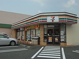【コンビニエンスストア】セブンイレブン 奈良高畑町店まで882ｍ