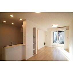 アーバンコート東貝沢 101 1階1LDKのリビング/ダイニング