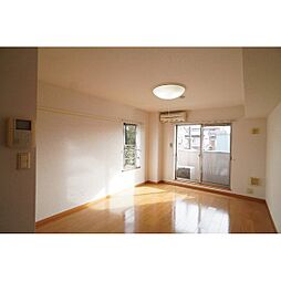 ナカイパレス　ＰａｒｔII 201 2階ワンルームのリビング/ダイニング