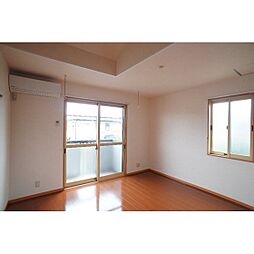 メゾン・フレッサ 205 2階1Kのリビング/ダイニング