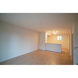 ラヴィエール II 1階3LDKのリビング/ダイニング