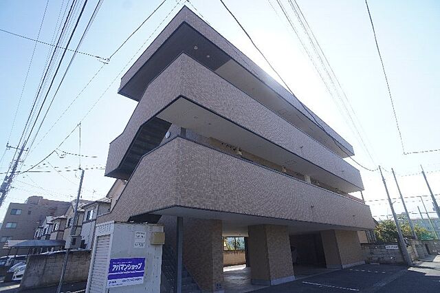 3 / 17