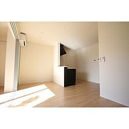 グラティテュード・K 1階1LDKのリビング/ダイニング