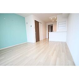 リオンリゾートIX 2階ワンルームのリビング/ダイニング