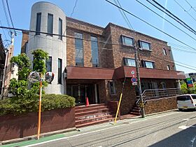 大阪府池田市井口堂3丁目（賃貸マンション2LDK・3階・71.38㎡） その1