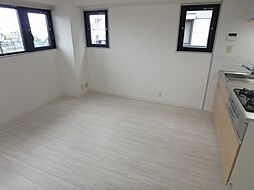 阪急宝塚本線 池田駅 徒歩27分の賃貸マンション 1階3LDKのリビング/ダイニング