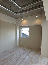 大阪モノレール本線 柴原阪大前駅 徒歩6分の賃貸マンション 2階ワンルームのリビング/ダイニング