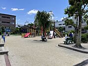 石橋駅前公園 931m