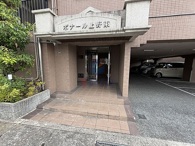 6 / 16