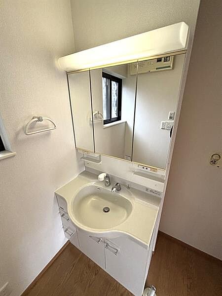 detached 茨城県牛久市さくら台3丁目

地図を見る