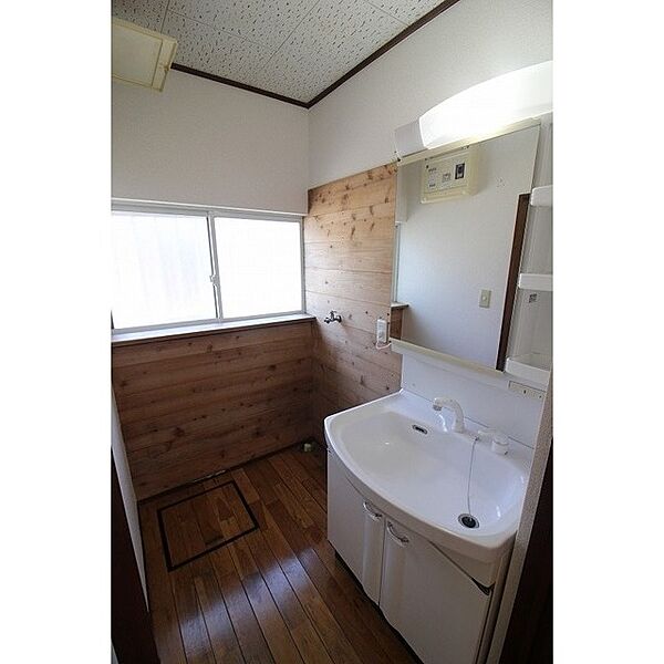 detached 茨城県稲敷郡美浦村土屋
土屋の賃貸情報を見る
物件地図