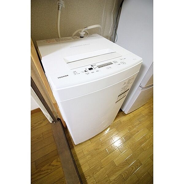 画像16:無償貸与洗濯機