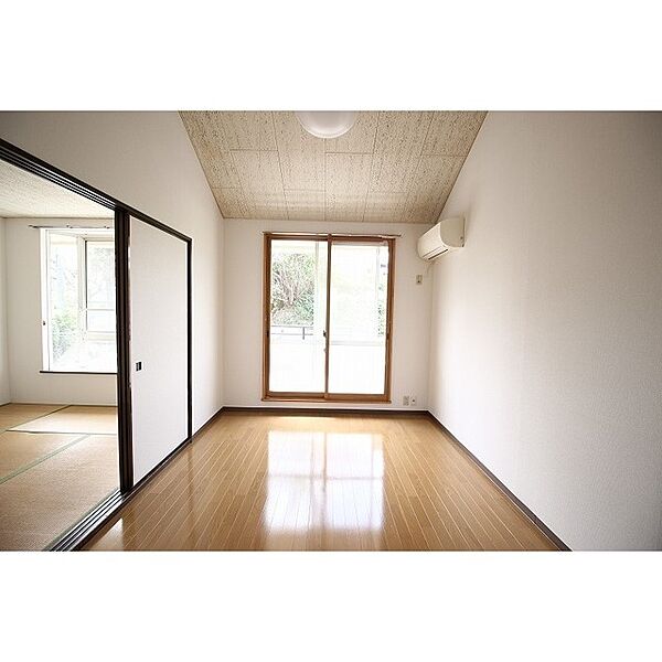 apartment 茨城県稲敷市中山
中山の賃貸情報を見る
物件地図