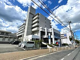 奈良県生駒郡三郷町立野南2丁目（賃貸マンション1R・4階・28.00㎡） その1