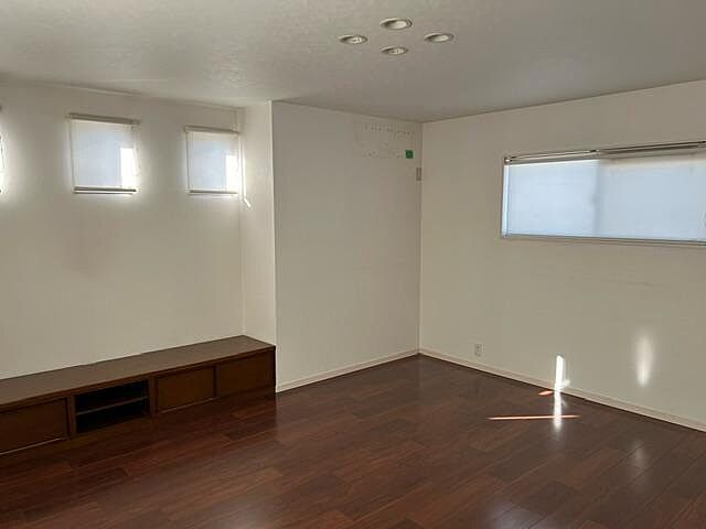 リビング/ダイニング 福山市新市町大字戸手