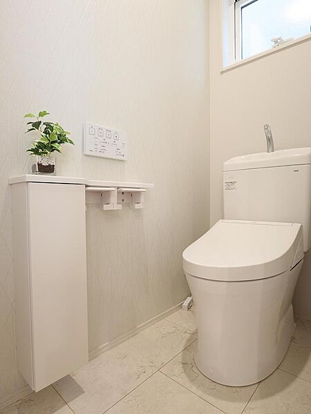 トイレを拡大表示